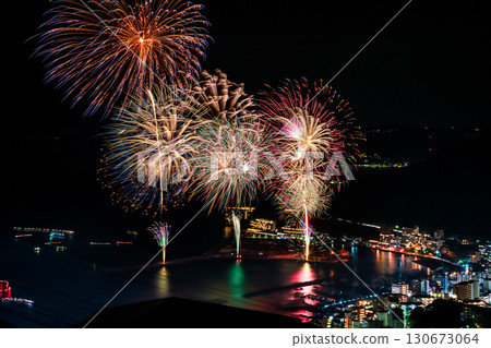 熱海海濱煙火大會:熱海夜景與星光 熱海海濱煙火大會:熱海夜景與星光 130673064