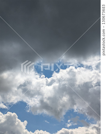 When you pass through the gap in the clouds, you will see blue sky C When you pass through the gap in the clouds, you will see blue sky C 130673683