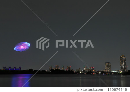 Kita Ward Fireworks Festival: RED×BLUE SPARKLE GATE 2024 (Kita Ward, Tokyo) 130674546