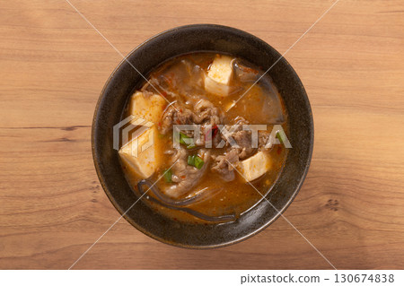 牛肉麻婆豆腐湯配特粗粉絲 牛肉麻婆豆腐湯配特粗粉絲 130674838