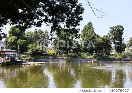 Himonya Park and Benten Pond (Meguro Ward, Tokyo) Himonya Park and Benten Pond (Meguro Ward, Tokyo) 130676057