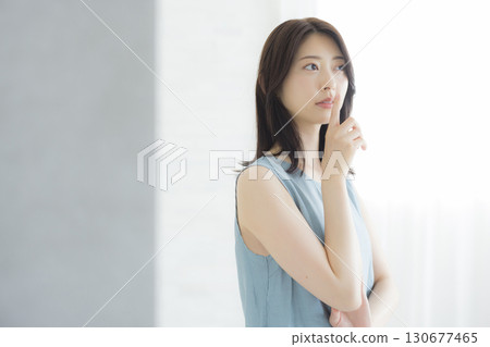 Young woman, beauty image　 130677465