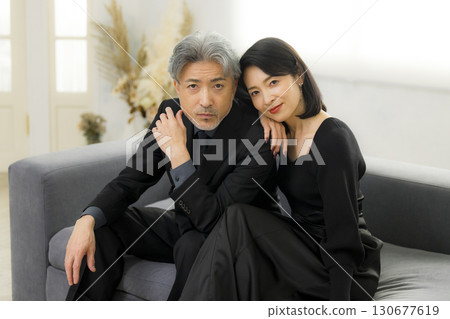 Image of a middle-aged couple dating 130677619