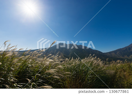 南阿甦的山脈與陽光（熊本縣南阿蘇） 130677861
