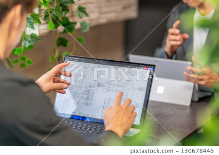 半導體電路圖設計：2人 130678446