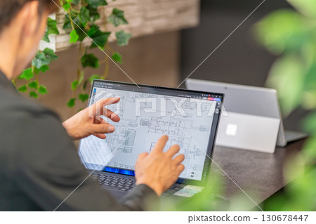 半導體電路圖設計：2人 130678447