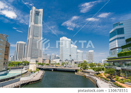 Yokohama Minato Mirai: Towering skyscrapers in Kanagawa Prefecture 130678551