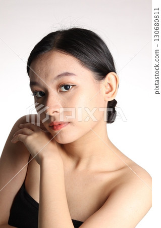 Beautiful woman  130680811