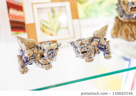 沖繩獨有的守護神「獅獅」像，是擺放在家家戶戶重要位置的獅子造型的守護神像。 130683548