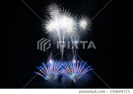 Tottori Four Seasons Walk Summer Fireworks Art 130684723