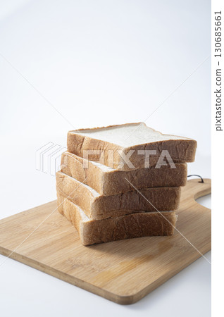 一塊麵包 一塊麵包 130685661