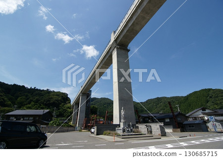 Hyogo Prefecture, Four Seasons Walk, Summer, Yobetsu Railway Bridge Hyogo Prefecture, Four Seasons Walk, Summer, Yobetsu Railway Bridge 130685715