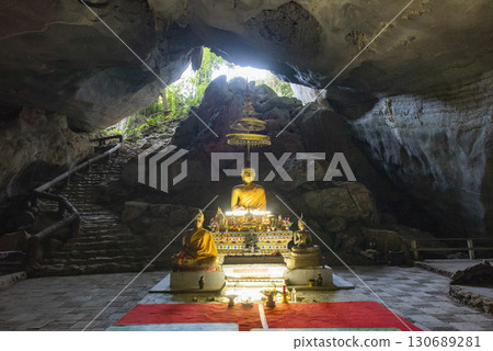 THAILAND PHRAE THAM PHA NANG KHOI CAVE 130689281