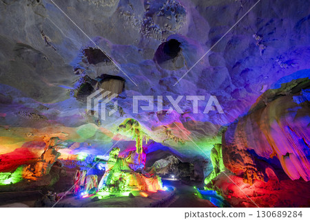 THAILAND PHRAE THAM PHA NANG KHOI CAVE 130689284