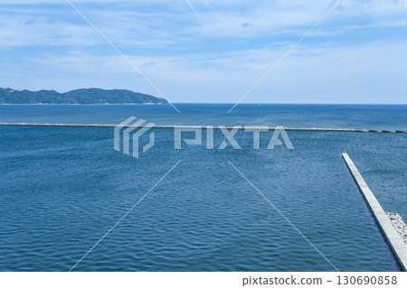 Yumigahama Peninsula viewed from Sakaiminato's observation deck Yumigahama Peninsula viewed from Sakaiminato's observation deck 130690858