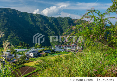 Aone in early autumn Autumn village scenery 130696865
