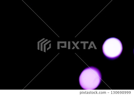 Purple bokeh image (stock photo) Purple bokeh image (stock photo) 130698999