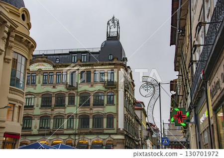 Porto, Portugal: a cityscape made up of slopes 130701972