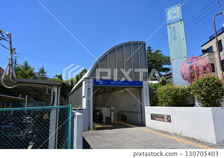 Jiyugaoka Station (Nagoya Municipal Subway) Meijo Line 130705403