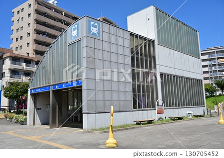 Jiyugaoka Station (Nagoya Municipal Subway) Meijo Line 130705452