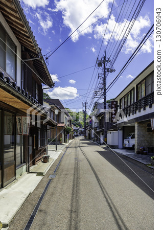Yunotsu Onsen, hot spring townscape, Oda City, Shimane Prefecture 130706943
