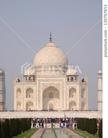Taj Mahal (Crown of Palaces), an ivory-white marble mausoleum in Agra, Uttar Pradesh, India Taj Mahal (Crown of Palaces), an ivory-white marble mausoleum in Agra, Uttar Pradesh, India 130707653