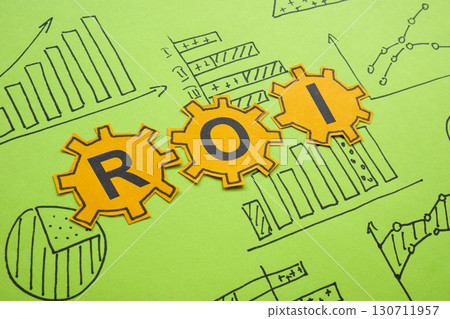 ROI Return on Investment abbreviation and charts. Financial performance. ROI Return on Investment abbreviation and charts. Financial performance. 130711957