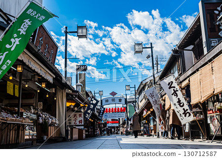 Shibamata, Tokyo: A traditional townscape filled with old-fashioned charm 130712587