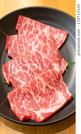Beef slice 130713420