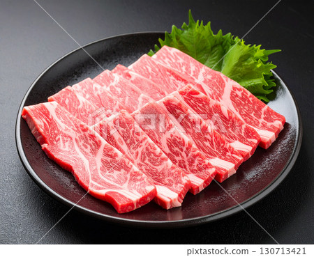 Beef slice 130713421