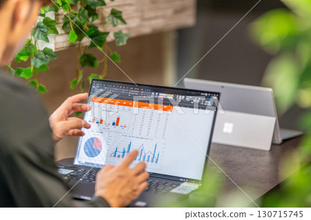 General affairs Accounting Clerical Sales General affairs Data scientist Table Line graph General affairs Accounting Clerical Sales General affairs Data scientist Table Line graph 130715745