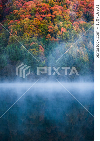 Lake Nakatsuna (autumn) Lake Nakatsuna (autumn) 130716931