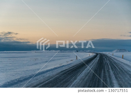 Winter snow landscape near Jokulsarlon Winter snow landscape near Jokulsarlon 130717551