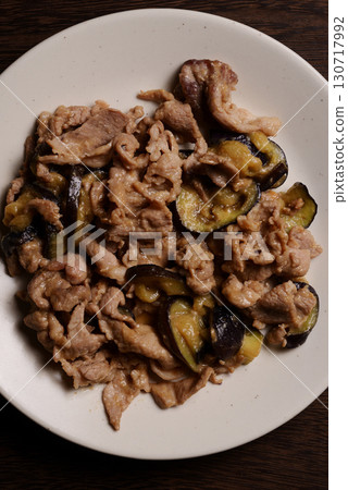 Stir-fried miso with eggplant and pork 130717992