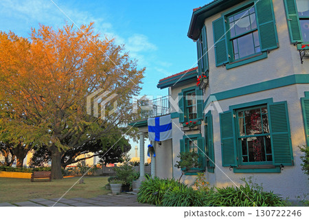 Bluff No. 18 and the golden trees 130722246