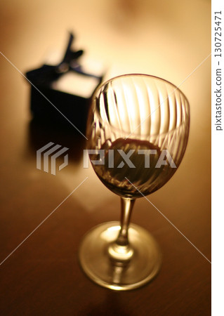 禮品和葡萄酒 禮品和葡萄酒 130725471