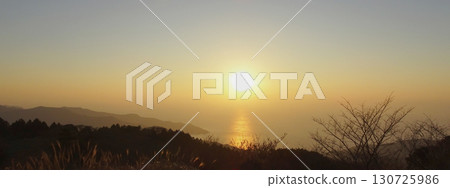 Sunset over Suruga Bay seen from near Mount Garan [Nishiizu Skyline] Izu City, Shizuoka Prefecture, January 130725986