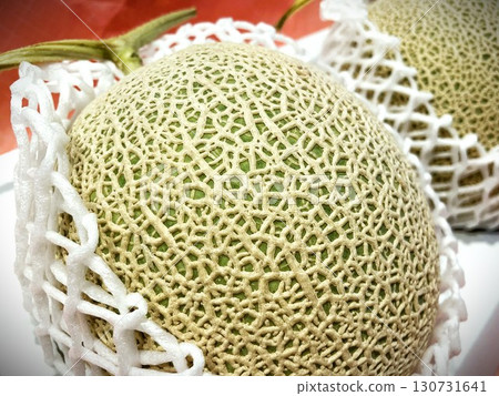 Ripe Earl's Melon 104 130731641