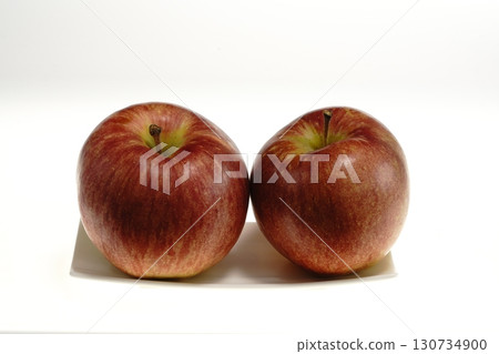 Red Apple "Miki Life" from Aomori Prefecture 130734900