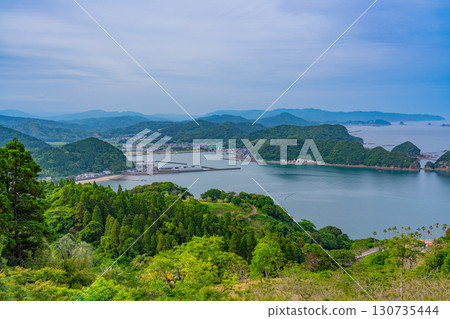 [宮崎縣日南市]從藍花楹林（實用植物園）眺望外浦海 130735444