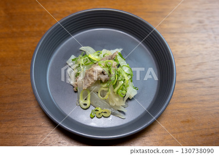 牛肉和洋蔥炒 牛肉和洋蔥炒 130738090