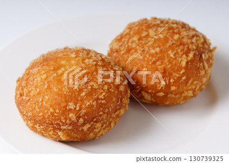 Delicious curry bread 130739325