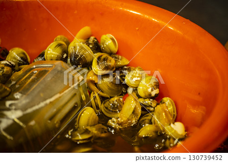 台灣傳統美食:蒜蓉辣子 台灣傳統美食:蒜蓉辣子 130739452