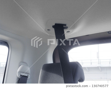 Ceiling-mounted seat belt for the rear center seat Ceiling-mounted seat belt for the rear center seat 130740577