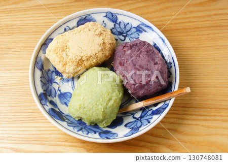  Three colors Ohagi 130748081