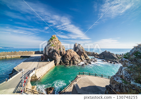 "Iwate Prefecture" Meotoiwa Rocks, Kosode Coast "Iwate Prefecture" Meotoiwa Rocks, Kosode Coast 130748255