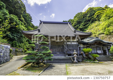 Yunotsu Onsen, Keikoji Temple, Main Hall, Oda City, Shimane Prefecture 130750757