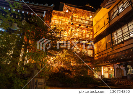 Shibu溫泉的金屬配件商店 130754890