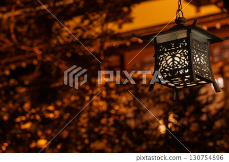 Shibu溫泉的金屬配件商店 130754896