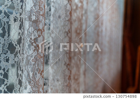 花邊窗簾 130754898